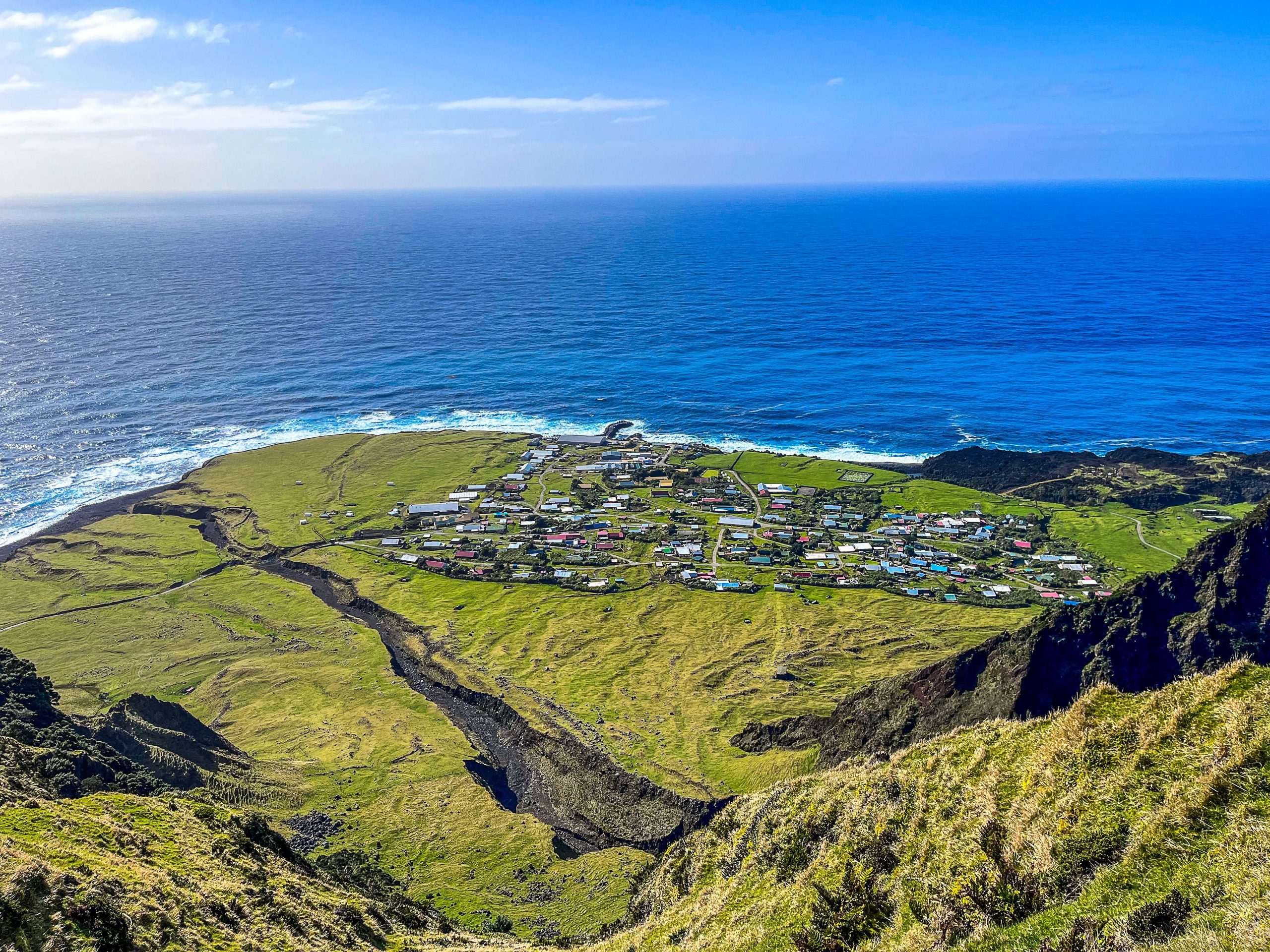 Die strengen Regeln, die erforderlich sind, um die abgelegenste Insel der Welt zu besuchen