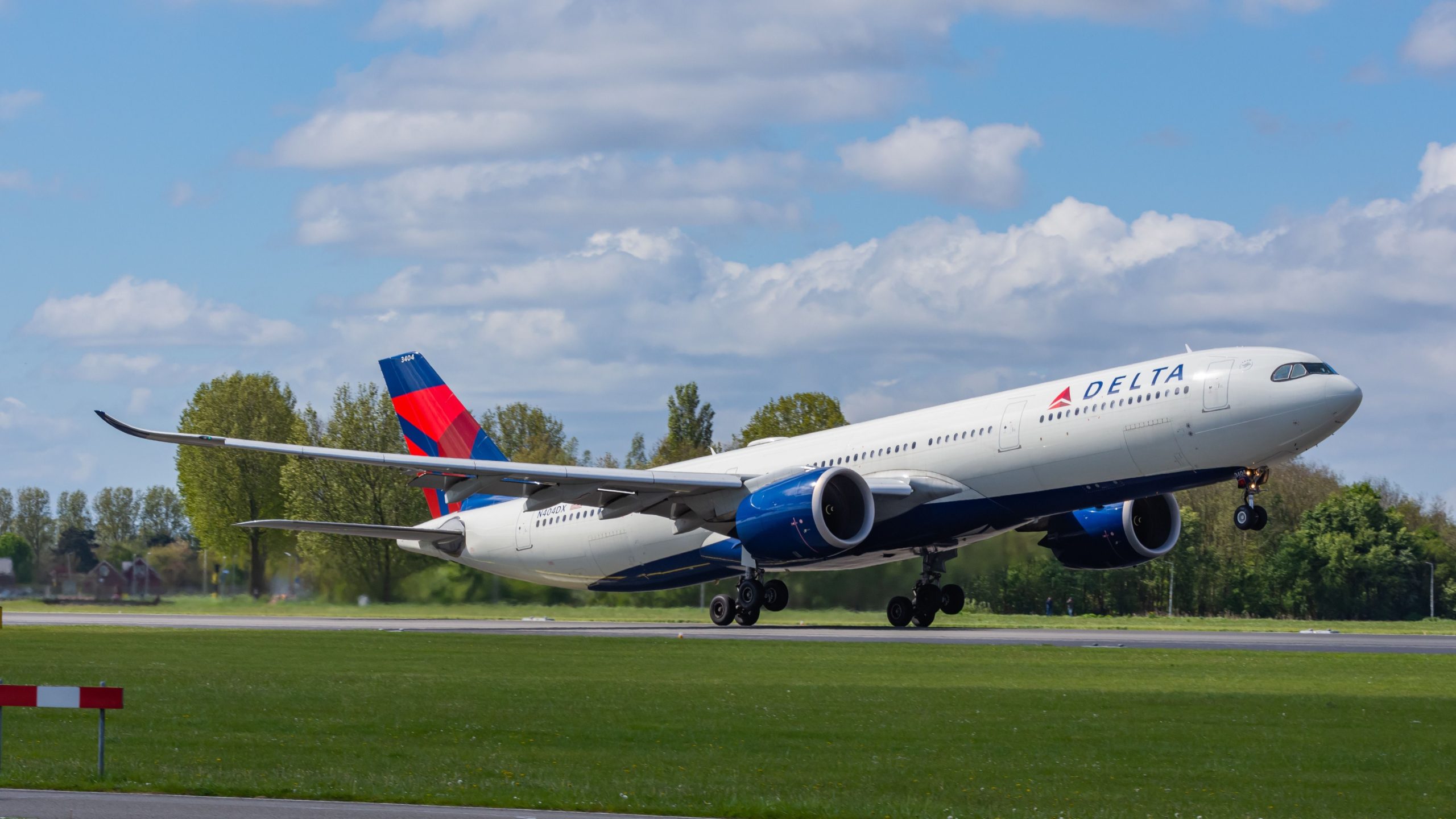 Fast Double 2024: Delta Air Lines plant 13 wöchentliche Flüge von Atlanta-Athens in diesem Sommer