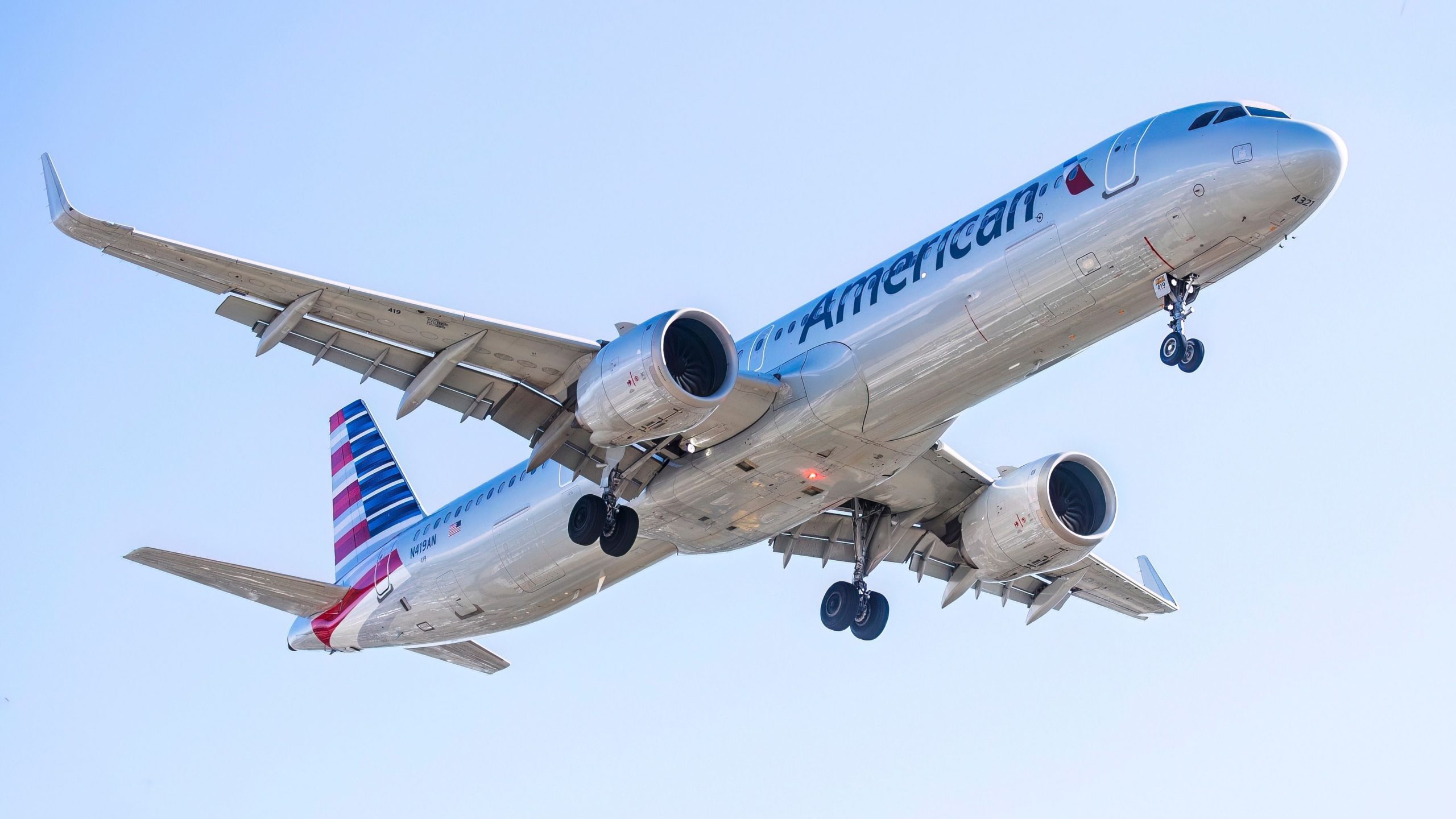 American Airlines liefert am selben Tag Airbus A321neo &amp; Boeing 737 Max 8