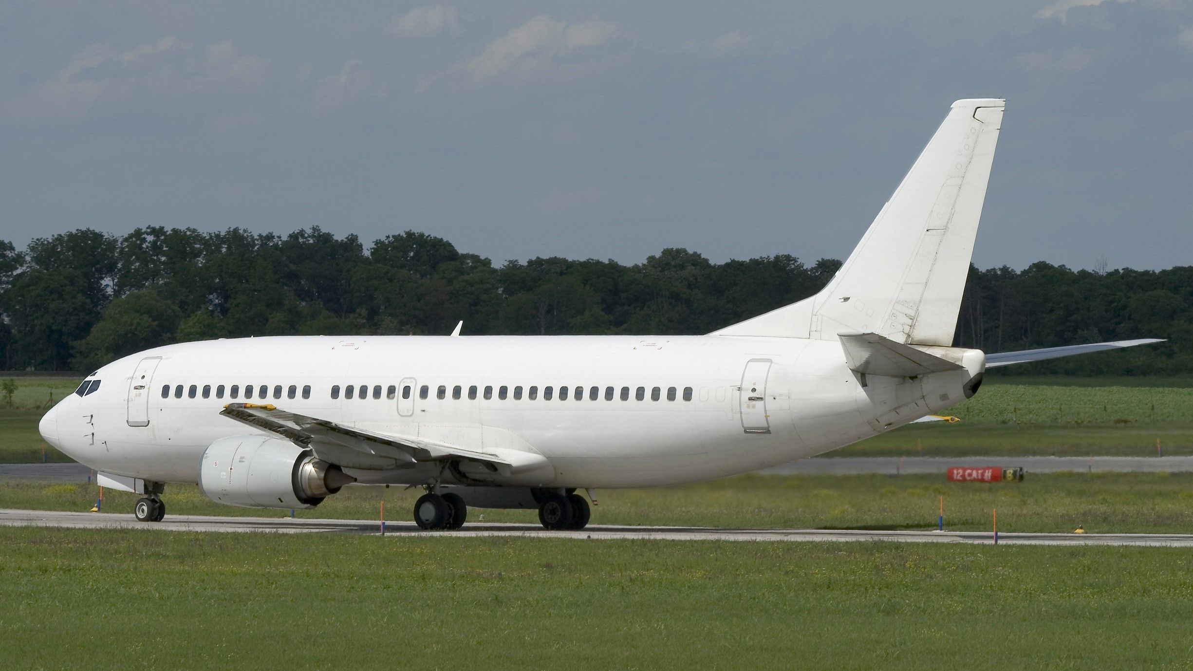 11 verletzt als Air Senegal Boeing 737-300 steigt von der Landebahn ab