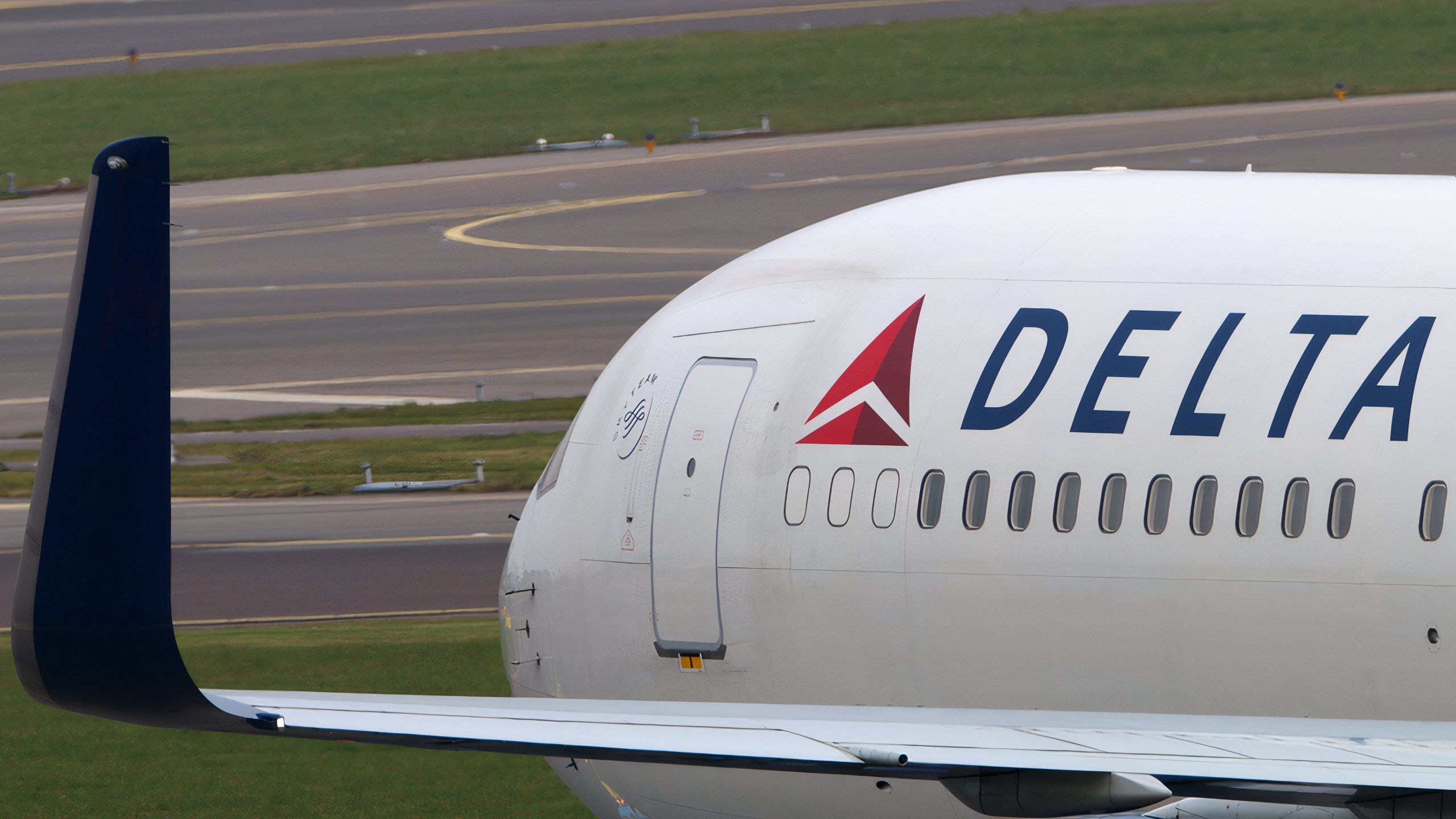 Großbritannien veröffentlicht das letzte Bulletin über Delta Air Lines Boeing 767 Motorversagen in Edinburgh