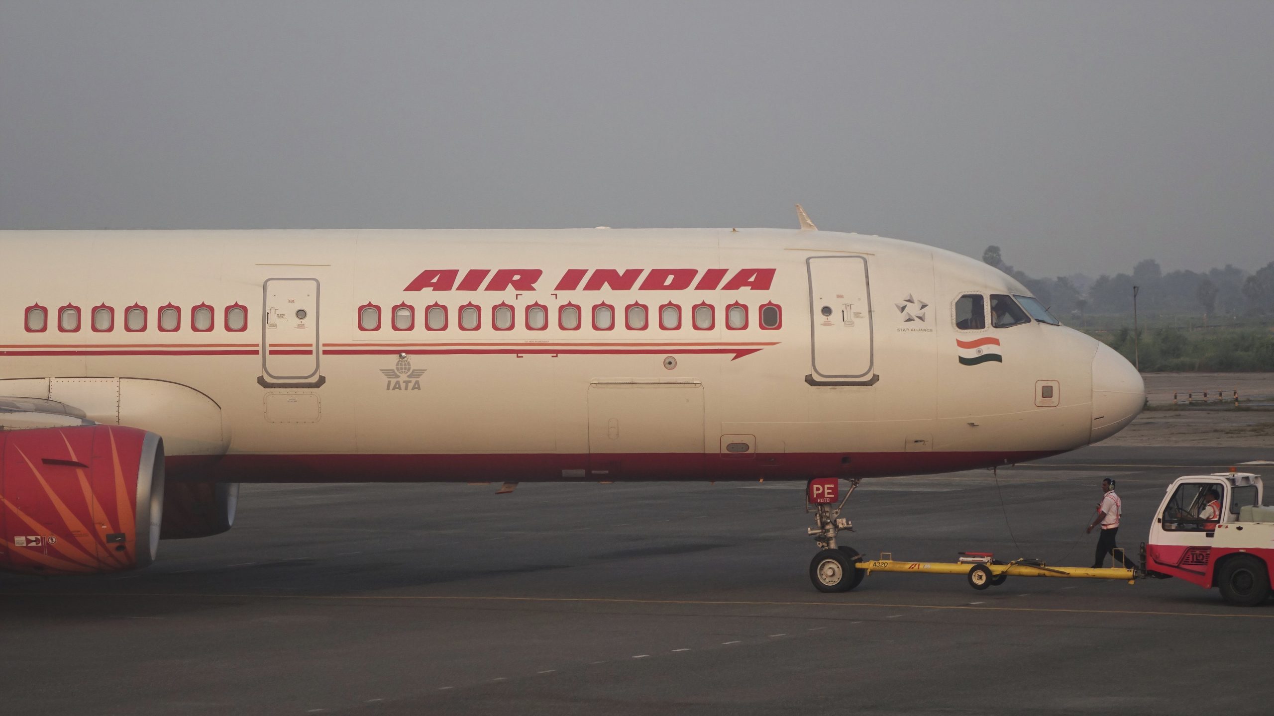 Air India Airbus A321 kehrt nach Delhi zurück, inmitten des mutmaßlichen Brandes an Bord