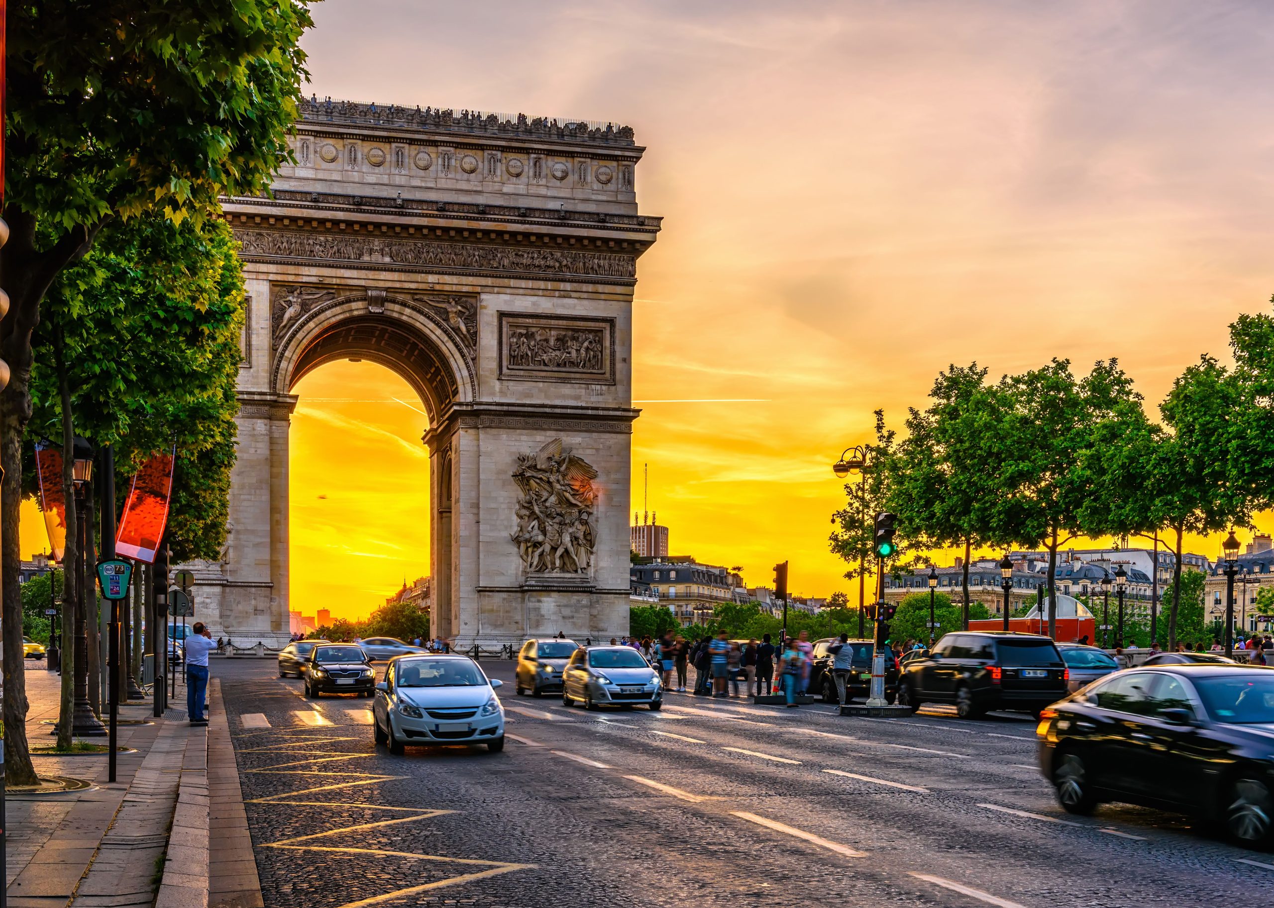 Eines der beliebtesten Touristenziele der Welt besteht darin, Autos aus 500 Straßen zu verbieten