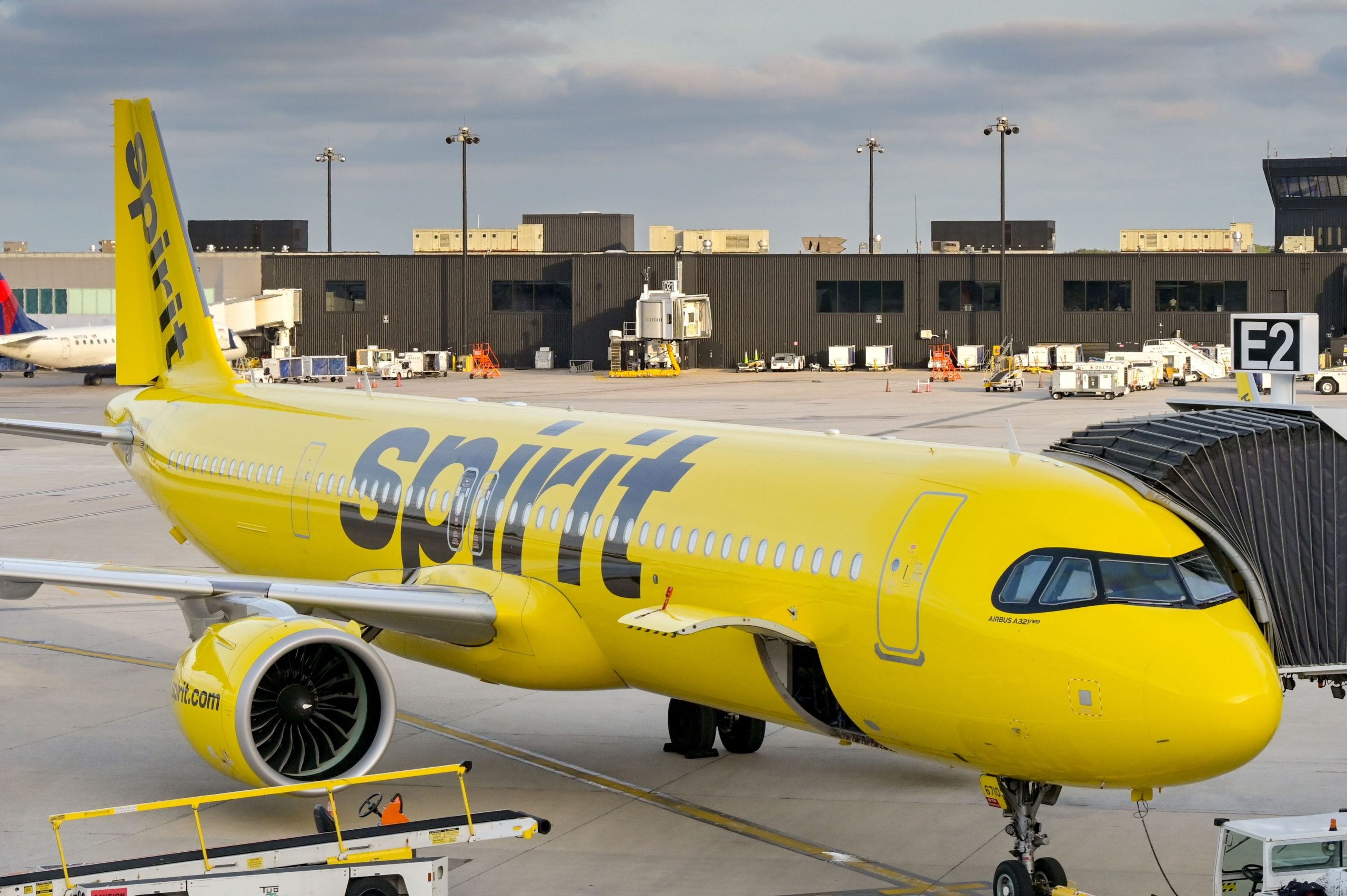Spirit Airlines verlässt den Regionalflughafen von Manchester-Boston offiziell