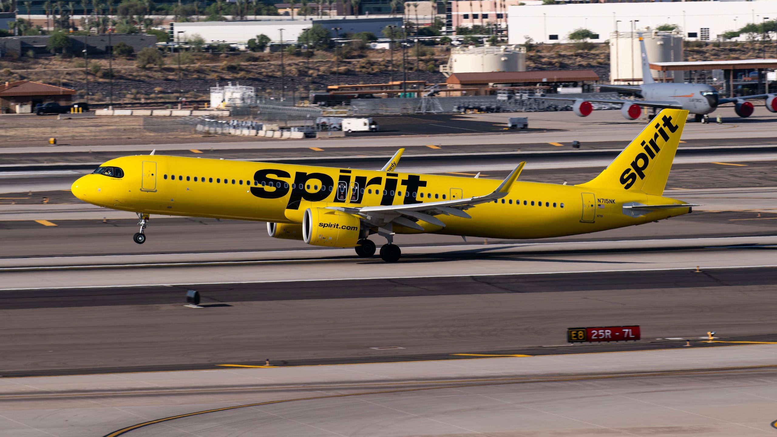 Spirit Airlines werden bis Januar 330 Piloten befreit, um die Kosten zu senken