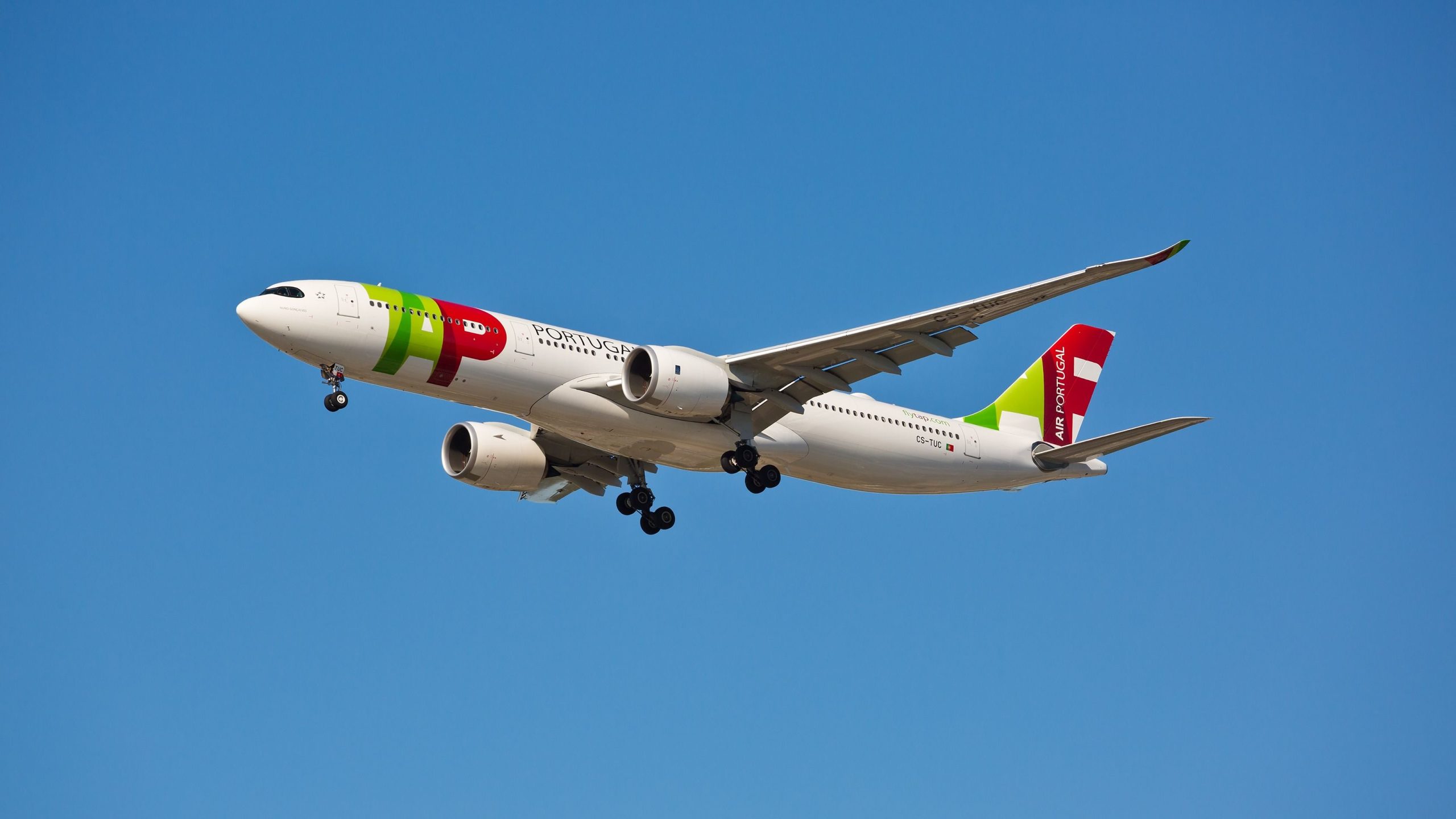 Tippen Sie auf 5 Jahre Flüge zu 3 US 