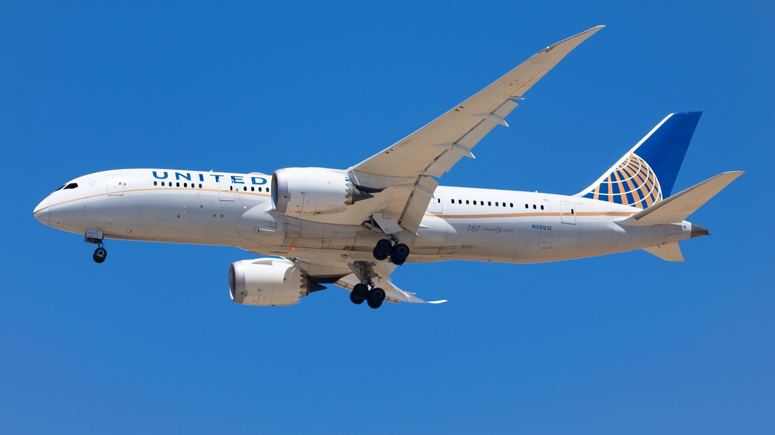 NTSB Untersuchung der plötzlichen Bewegung von United Airlines Boeing 787 Dreamliner in Nigeria verletzt 38 Passagiere und Crew
