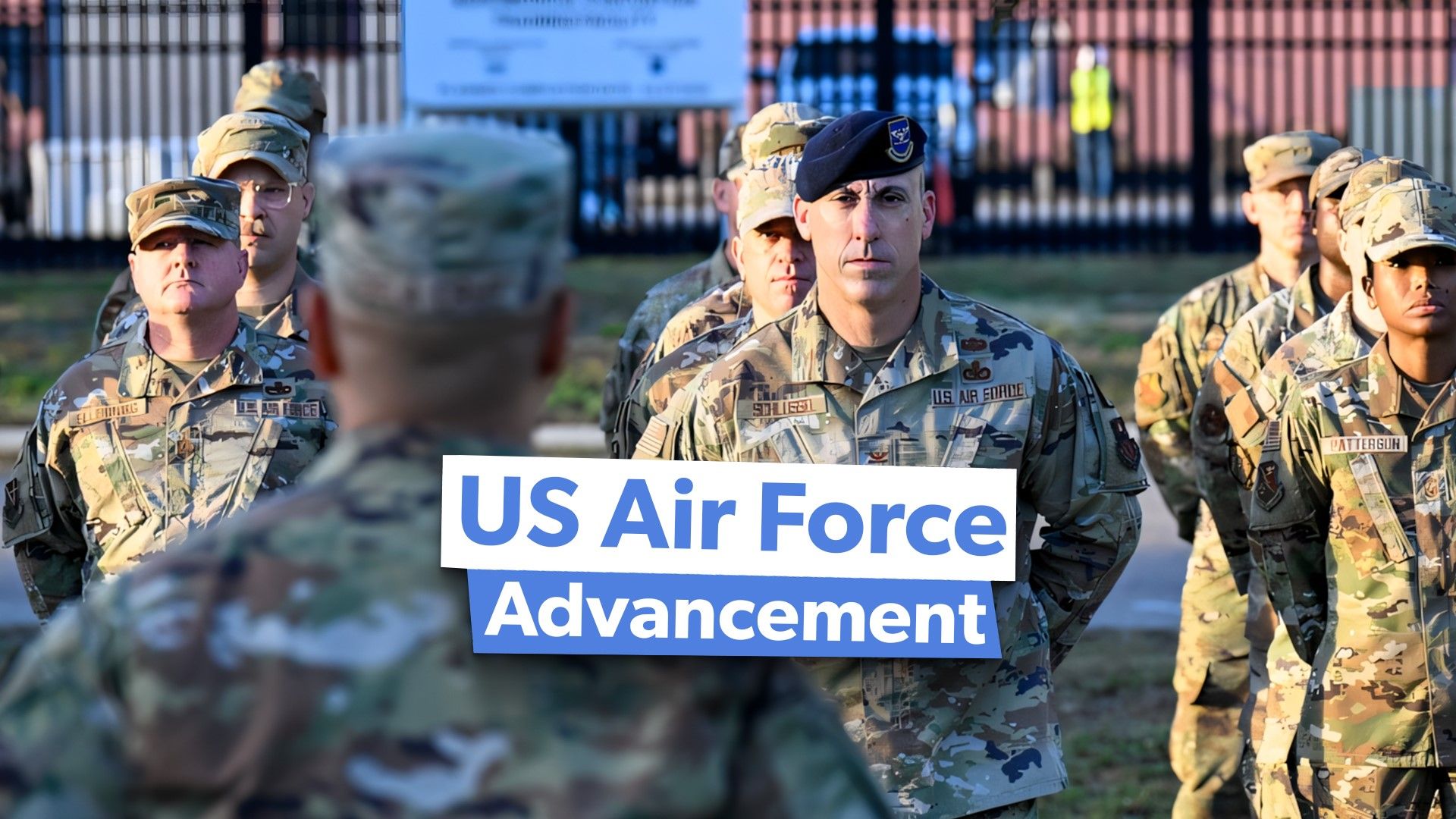 5 schnellste Möglichkeiten, in den US Air Force eingetragen zu werden, Ränge