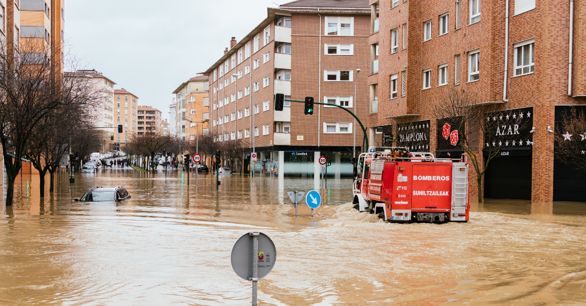 Sturmhaar als Malaga, Spanien wird vom Dana Storm System geschlagen: Tausende evakuiert inmitten von Sturzfluten