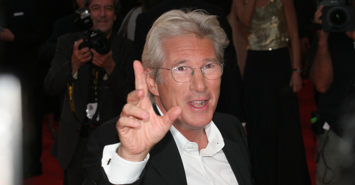 Richard Gere lobte von Fans für die Argumentation hinter seinem Umzug von den USA nach Spanien