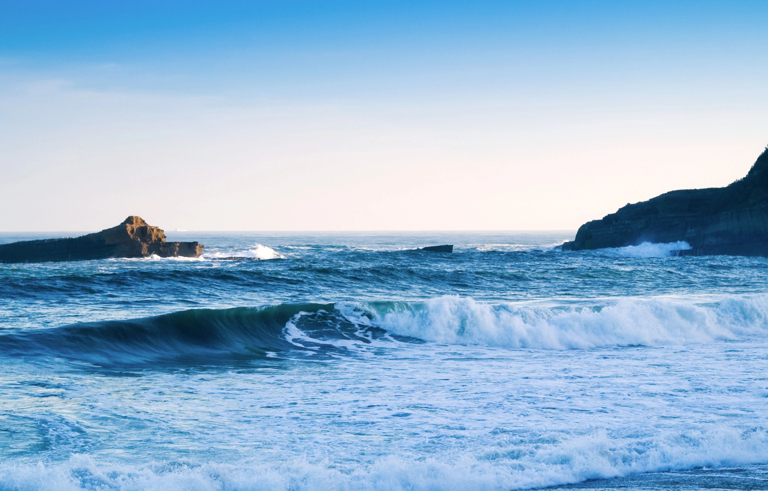 Filmmaterial zeigt gestrandete Astronauten schließlich zum Fallschirmsprung in den Golf von Mexiko nach dem Hurrikan Milton