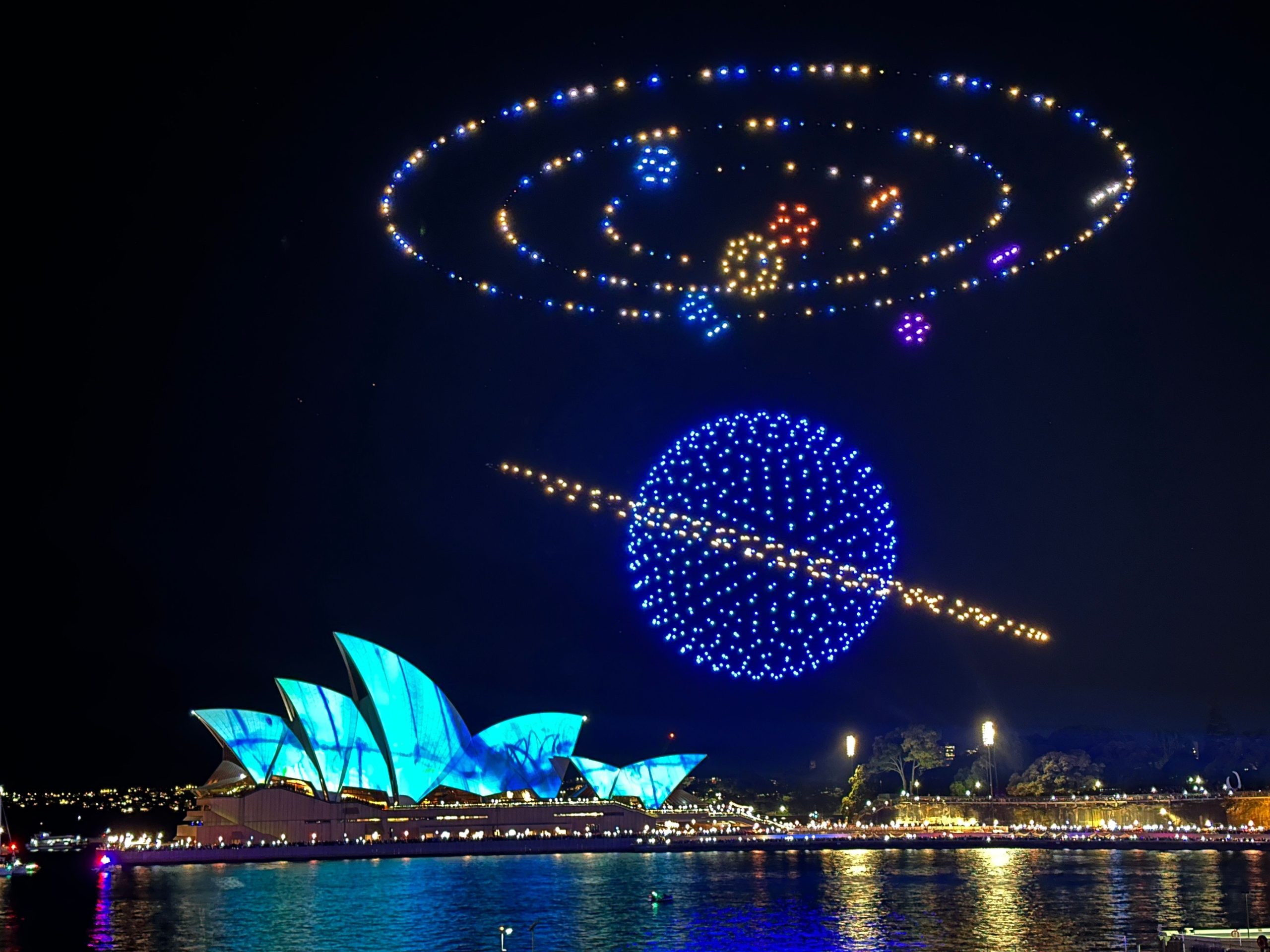 In den USA basierende Shows wurden in den USA abgesagt, nachdem sie bei der Orlando Holiday Event zusammengearbeitet haben und schwer verletzt haben