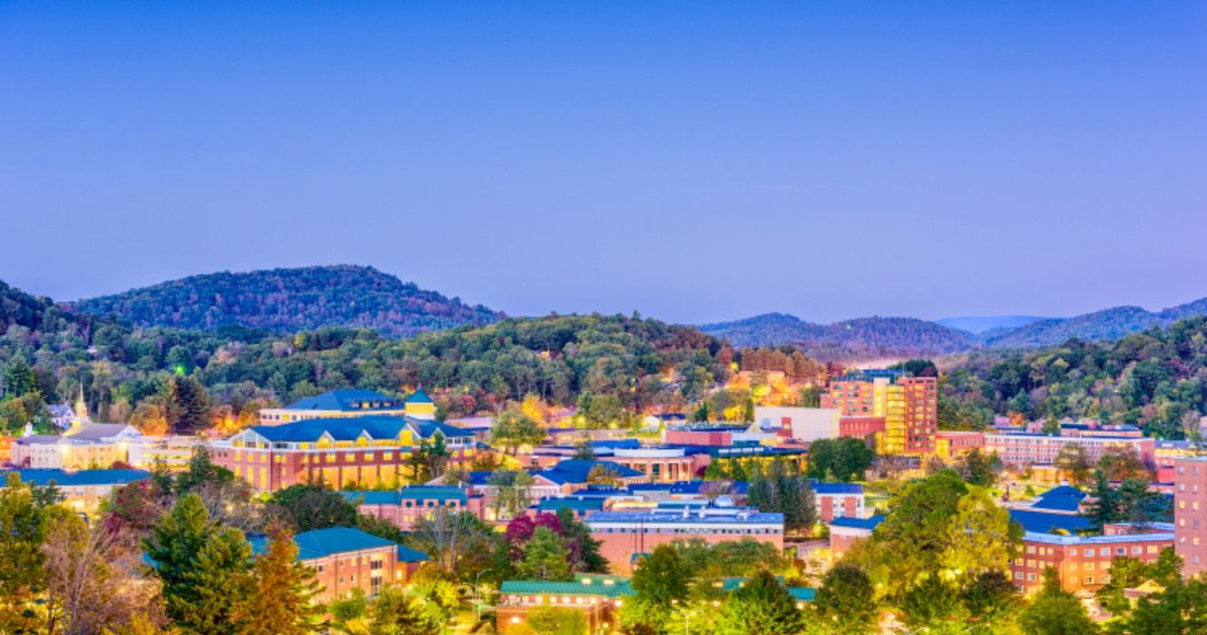 Unterschätzt, aber landschaftlich reizvoll: eine weniger touristische Bergalternative zu Asheville