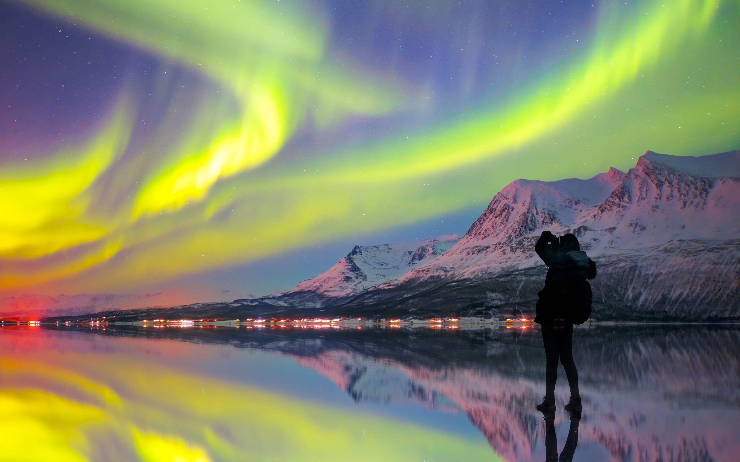 Dieser malerische Zug garantiert eine Sichtung eines Nordlichts fast