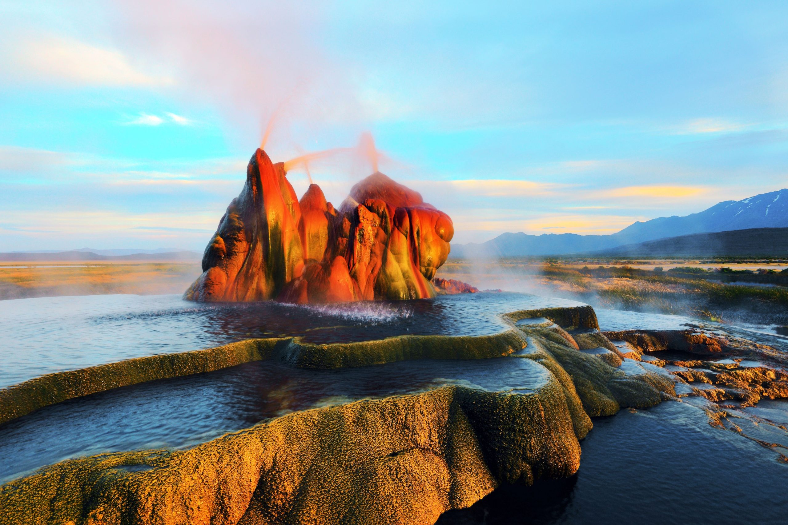 Dieser wenig bekannte Nevada Park konkurriert mit Yellowstone mit heißen Quellen, Geysire und mehr