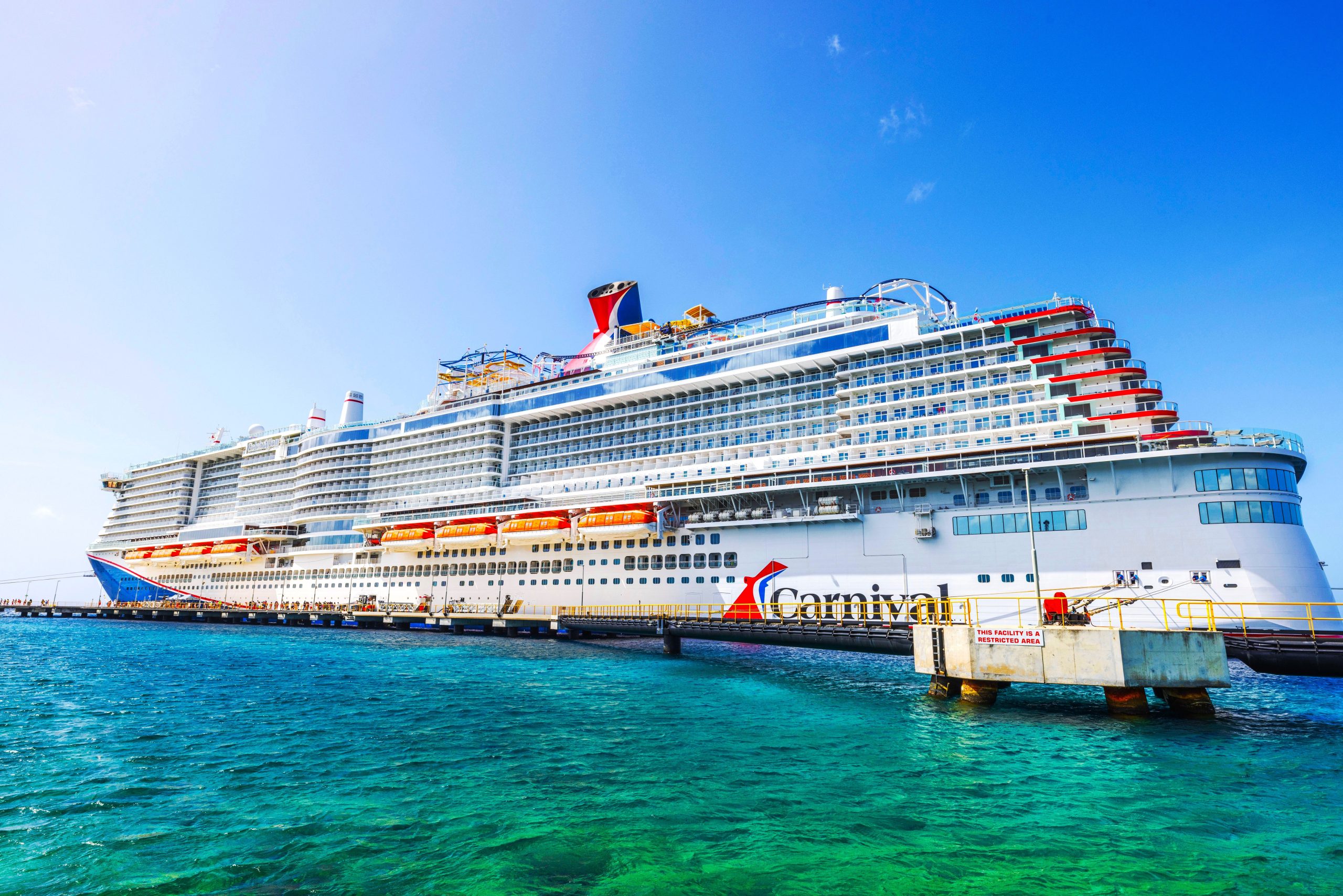 "Anscheinend bedeutet Loyalität nichts": Carnival Cruise Line wütet Passagiere mit Änderungen des Belohnungsprogramms wütend