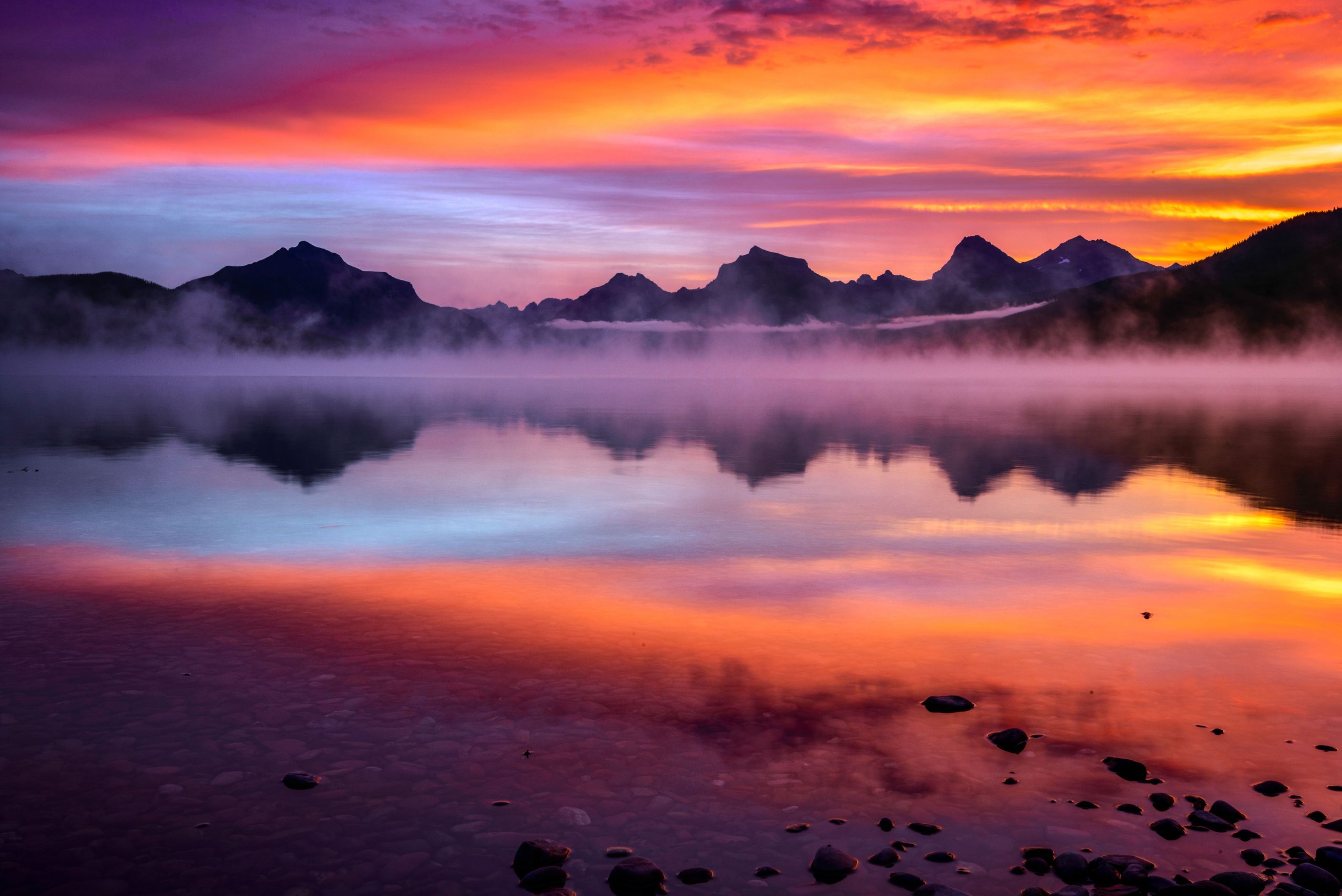 Dies ist der größte See des Glacier National Park (und es ist die Wanderung wert)