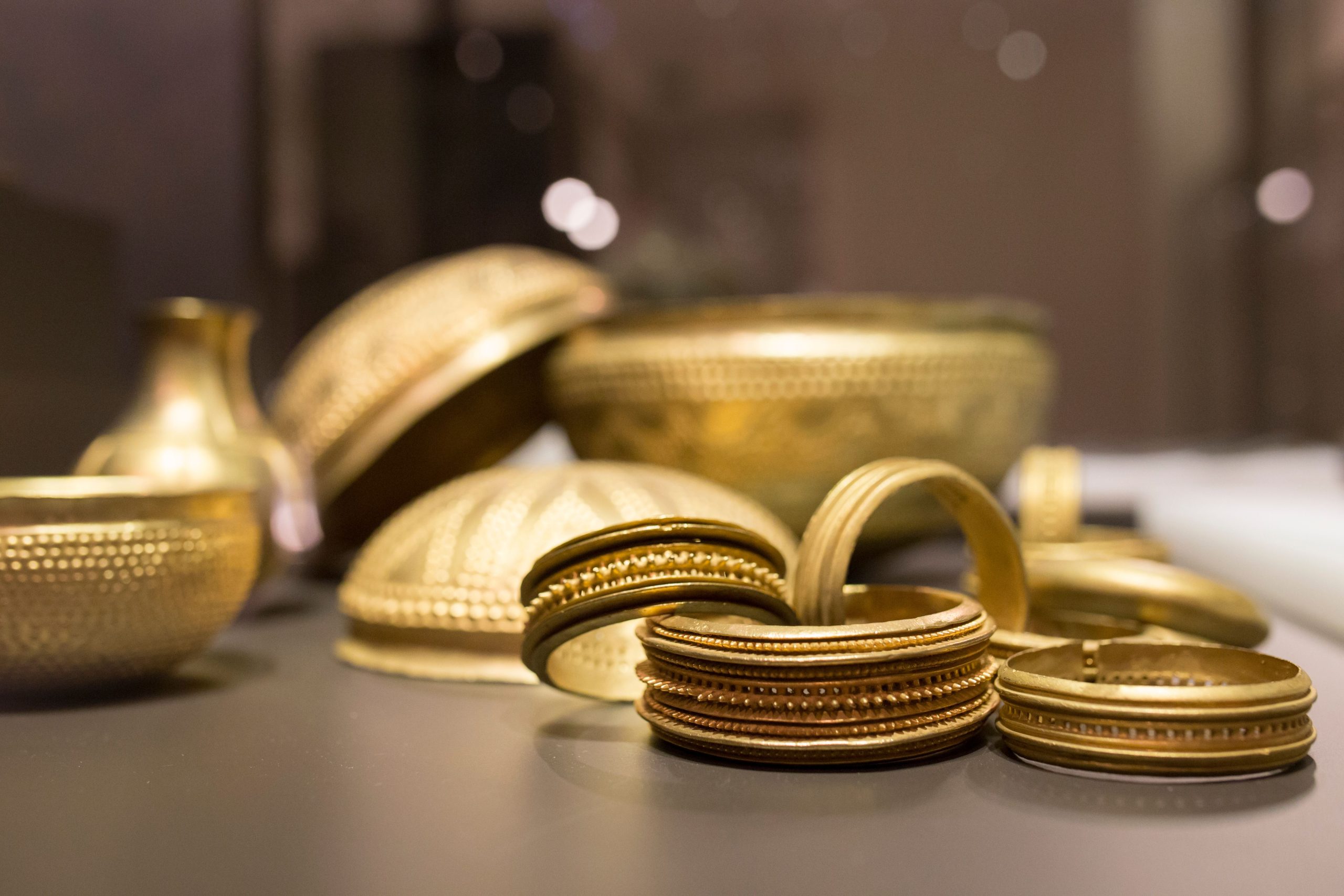 Metall nicht von der Erde wurde in einer alten Schatzkammer gefunden