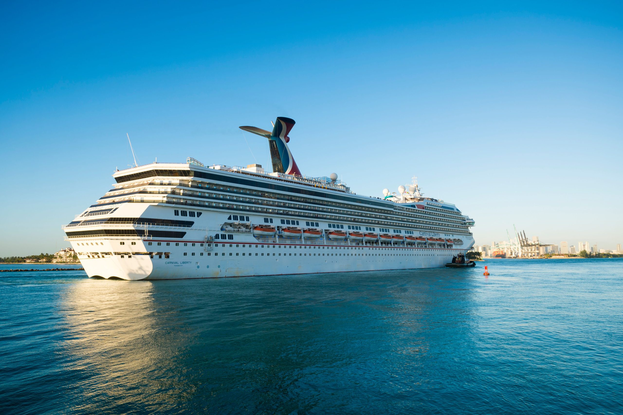 Carnival Cruise Line zeichnet Kritik erneut, nachdem die Last-Minute-Stornierung angekündigt wurde