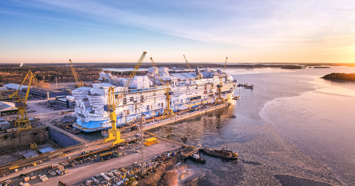 Die dreijährige Kreuzfahrt von Vie Vie Odyssey sieht aus wie das genaue gegenüberliegende neunmonatige Kreuzfahrt von Royal Caribbean