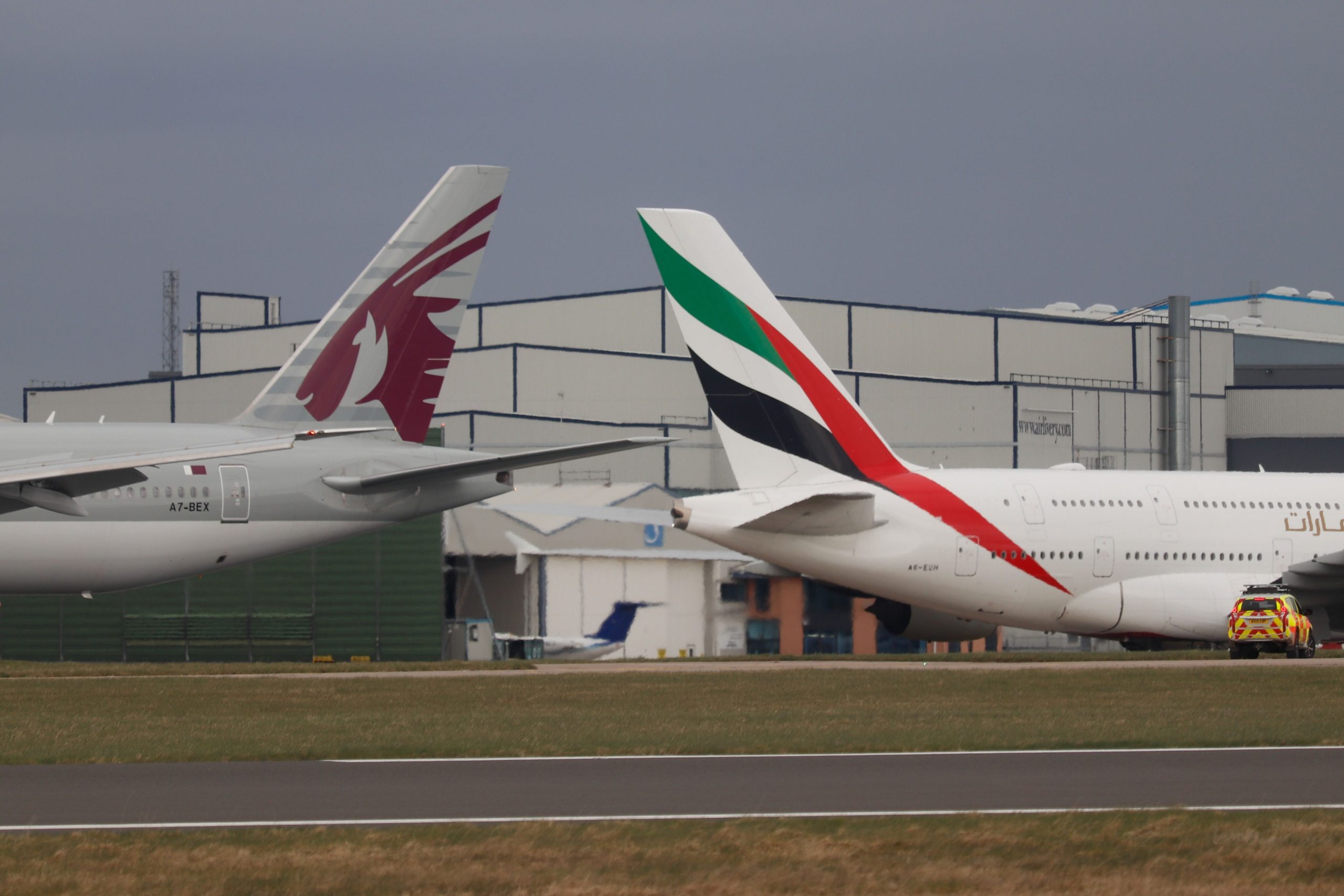 Multiple Doha &amp; Dubai-gebundene Flüge werden aufgrund des Konflikts im Nahen Osten umgeleitet