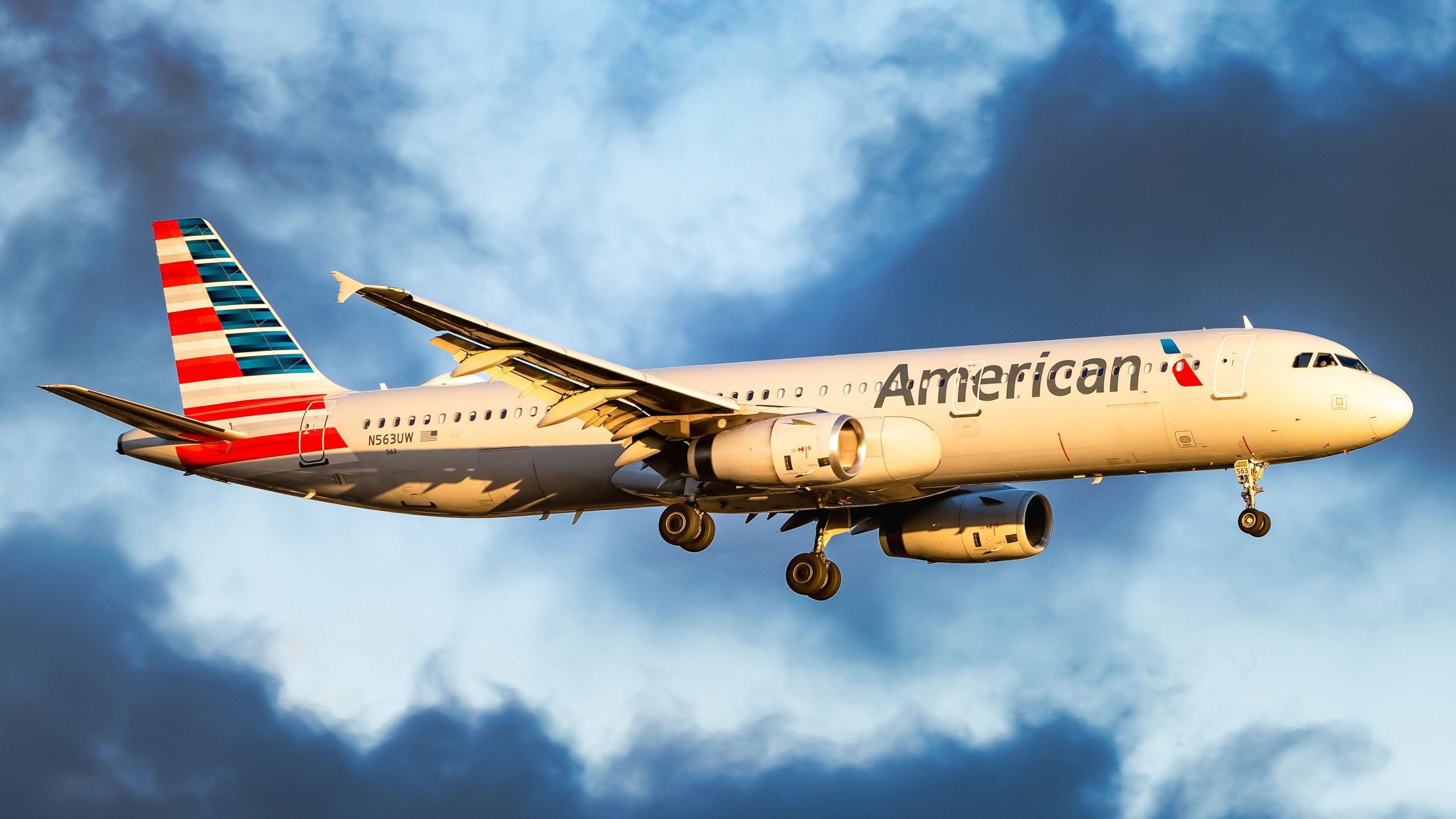 5 verletzt nach Raleigh-Durham-gebundenes American Airlines Airbus A321 trifft schwere Turbulenzen