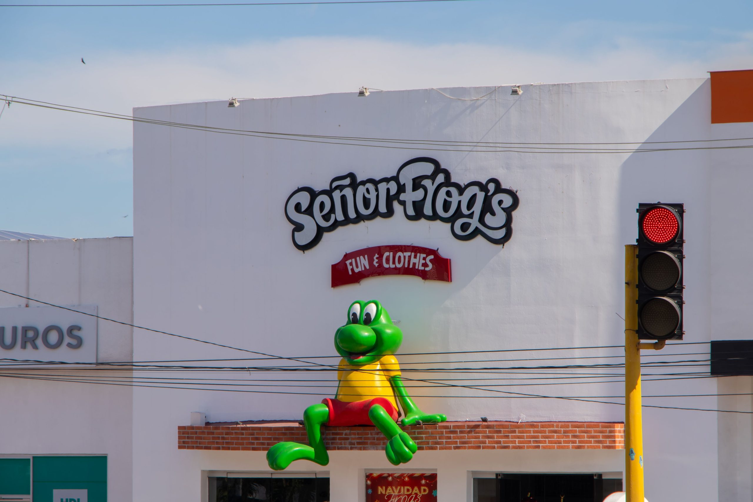 Die Kanadier sind traurig, nachdem das ikonische Gebäude von Señor Frog in Mexiko abgerissen wurde