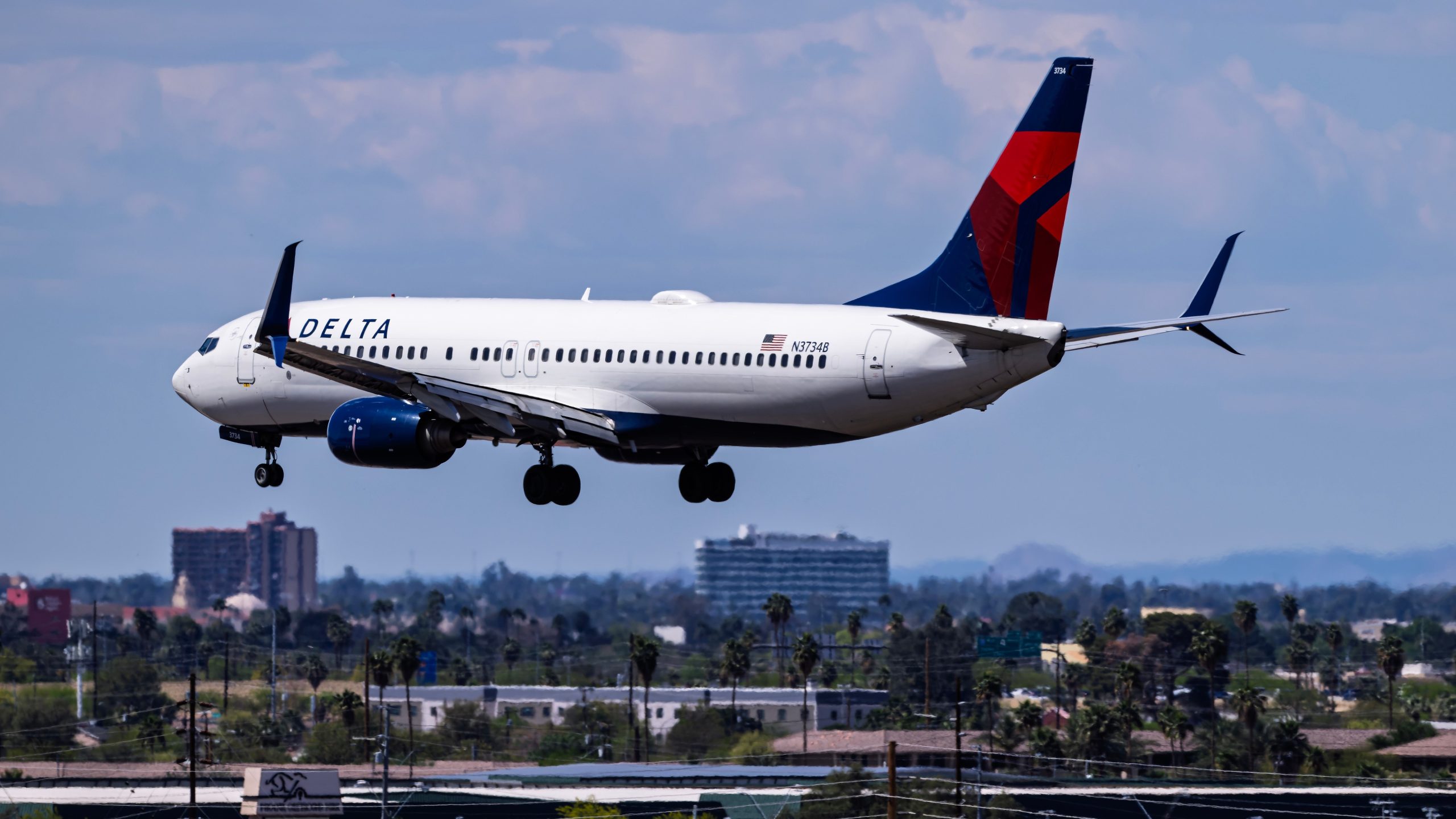 Delta Air Lines Boeing 737-800 geerdet, nachdem Flügelklappe teilweise die Inflight abgebrochen hat
