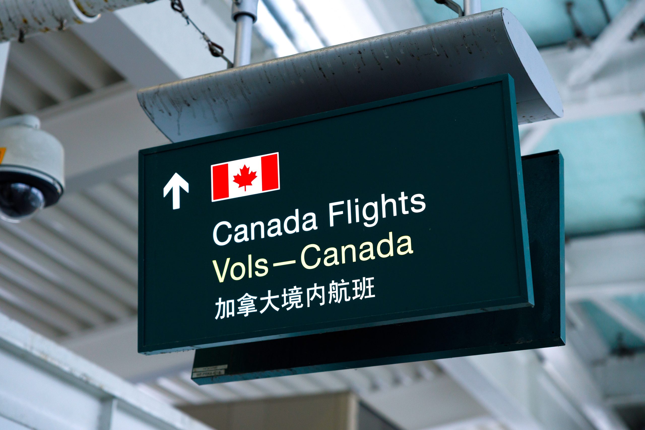 Kanada beschließt, die USA mit mutiger Änderung zur am meisten gehassten Flughafenregel zu kopieren