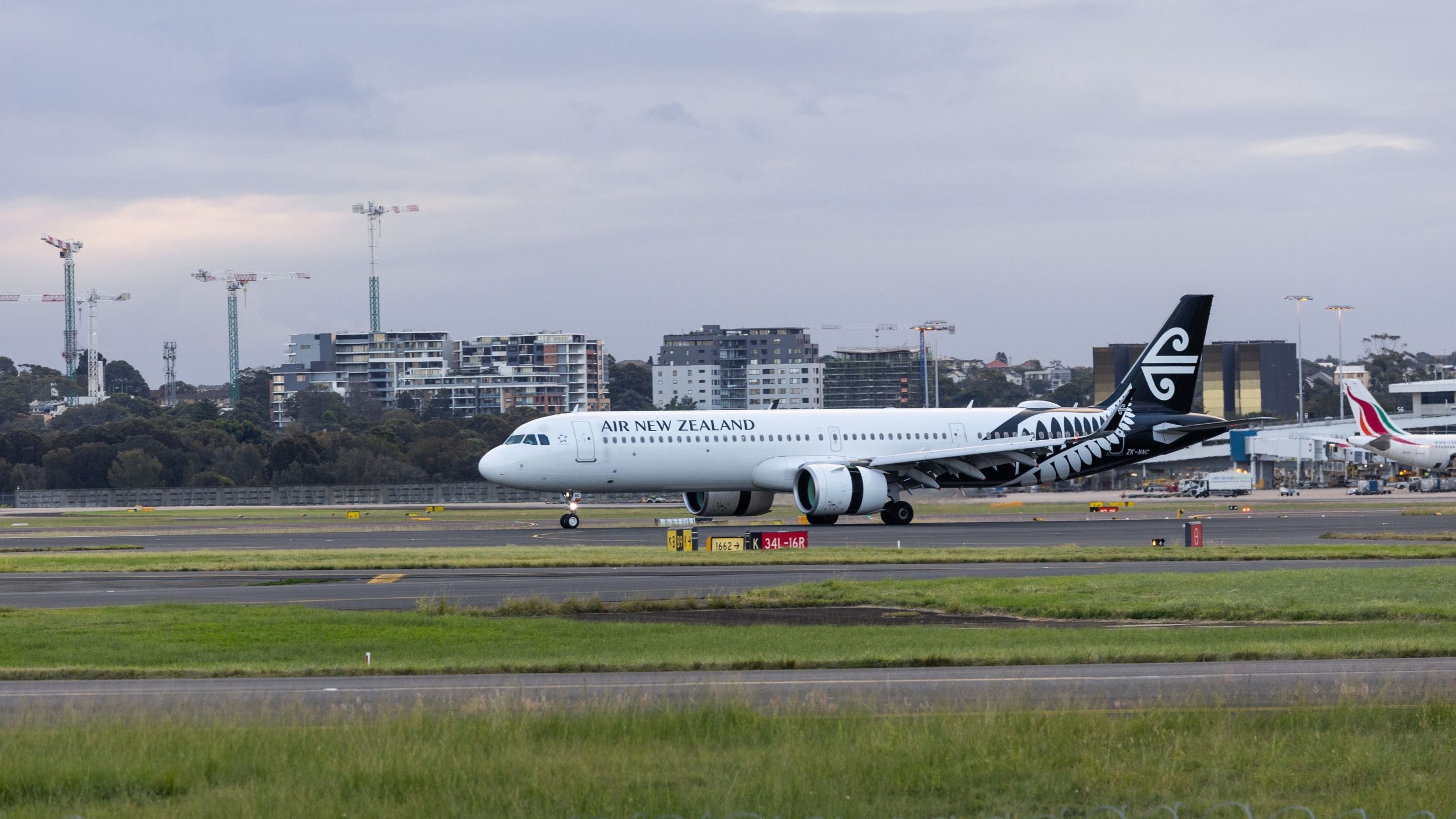 13.000 Meilen &amp; 24 Stunden Flug: Warum dieser Airbus A321neo über die USA von Europa nach Neuseeland fliegt