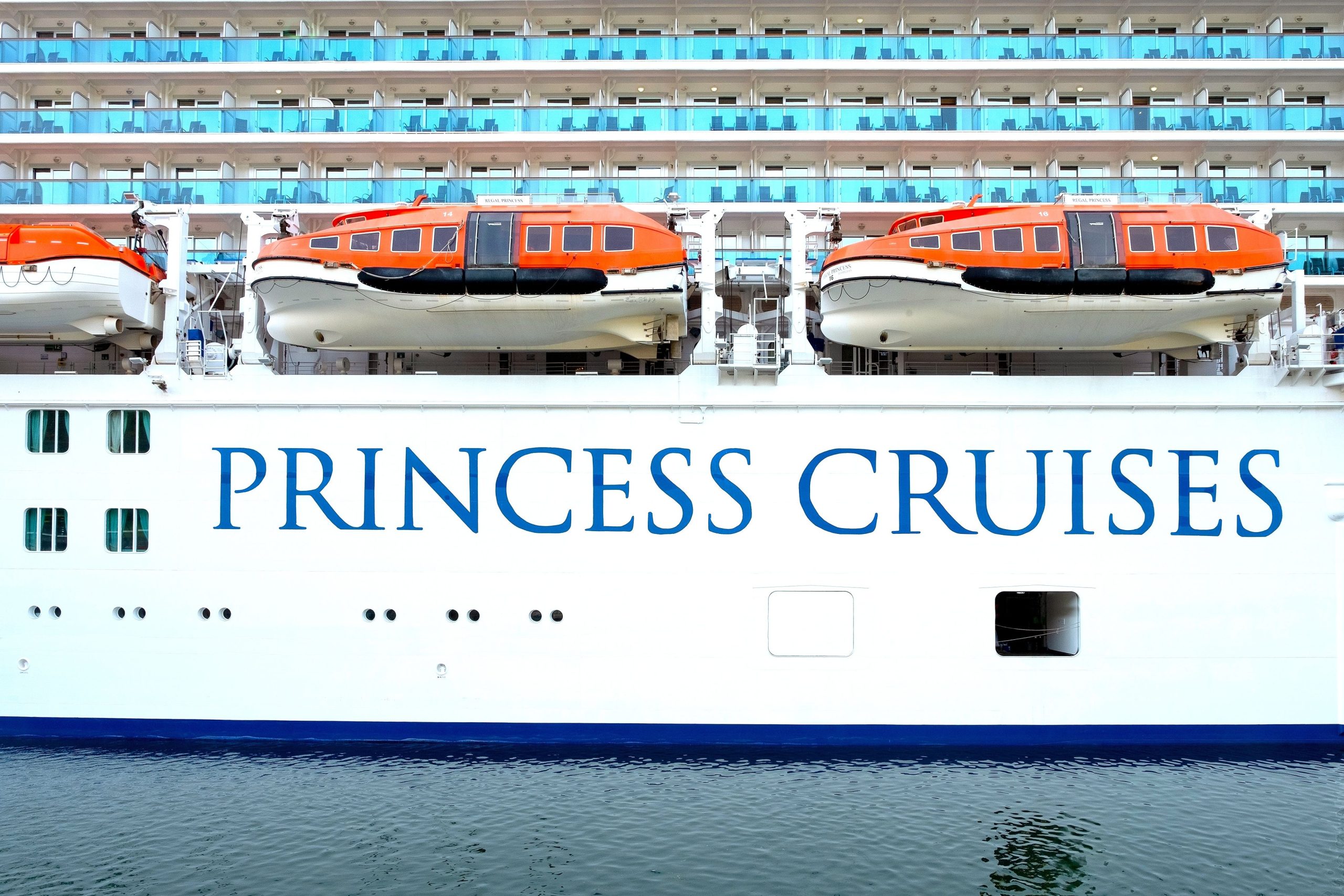 Empörte Passagiere rufen Prinzessin 