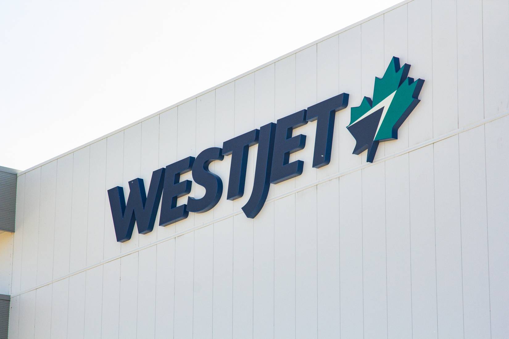 Westjet kehrt nicht zurück und gibt die Erklärung über die Anschuldigungen, die Preise während des Air Canada Streiks zu erhöhen