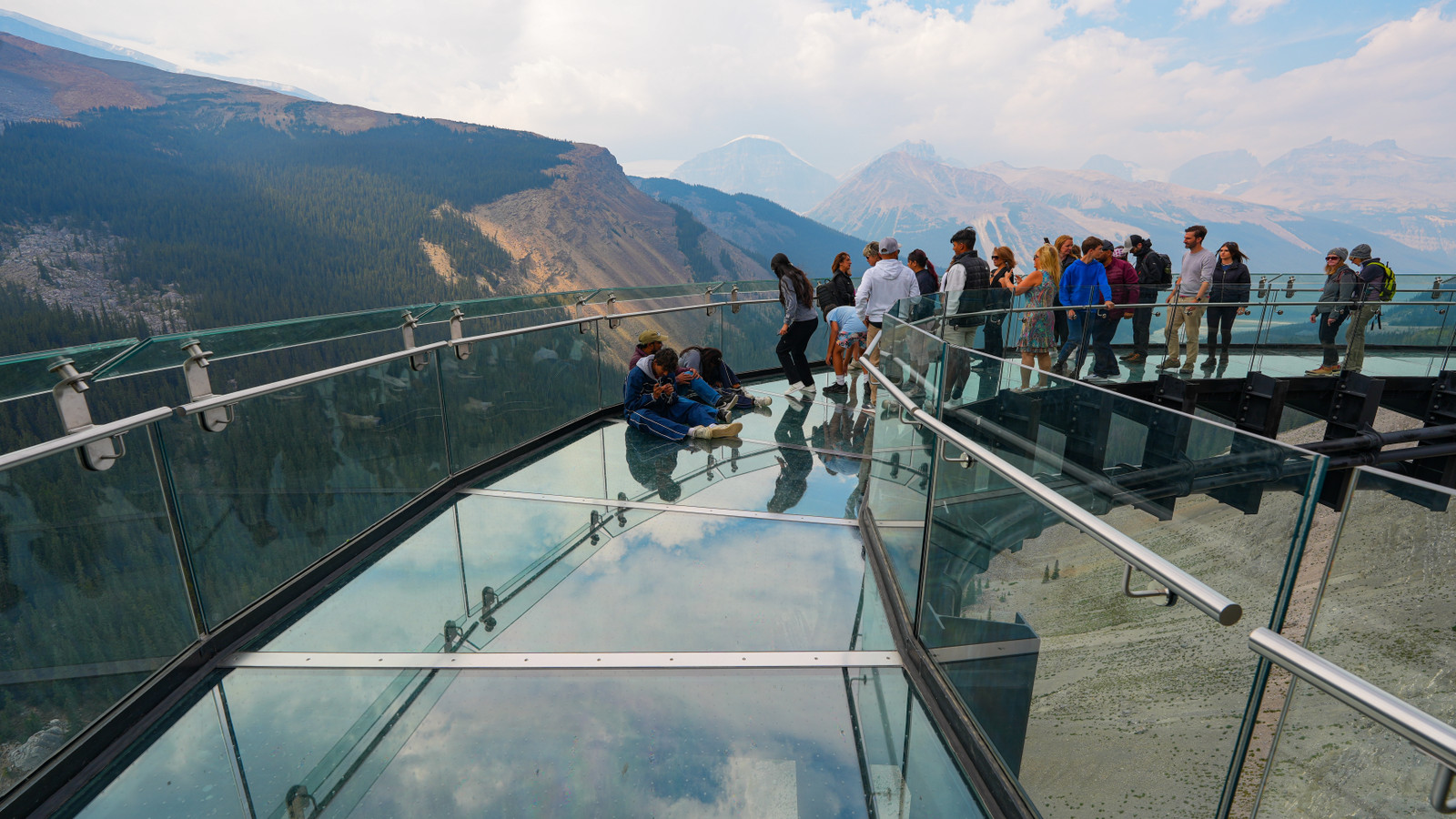 Die kanadische Regierung ist besorgt über Kanadas beliebtes Nationalpark und bittet Besucher um Hilfe bei Fotos