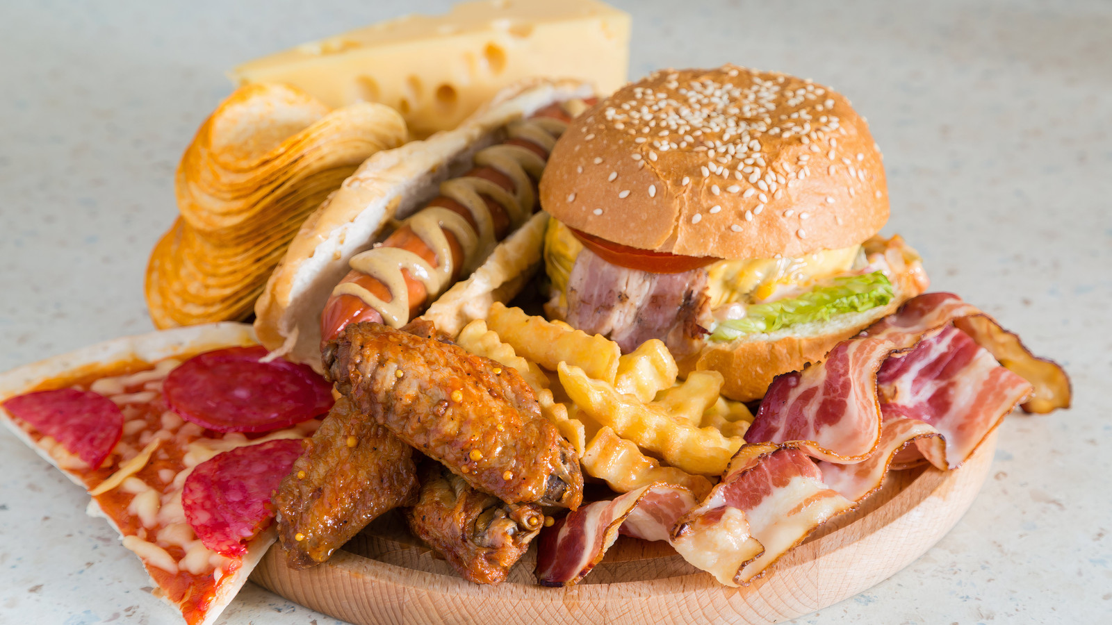 Ich besuchte die USA und ich konnte nicht ertragen, wie viel Amerikaner auf ihren Tellern haben 