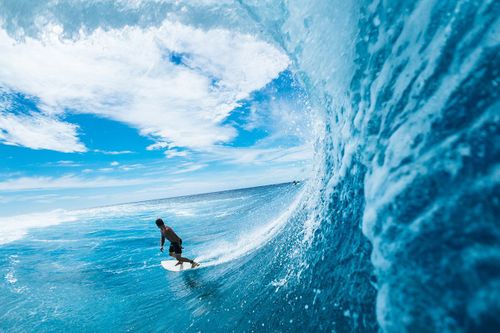 InspirationDer Surfer des Heiligen Gral: Eine makellose Pause in den abgelegenen Marshall 