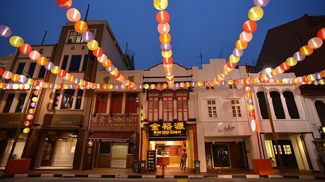 Genießen Sie ein exquisites Abendessen in Singapurs beliebtem Chinatown!