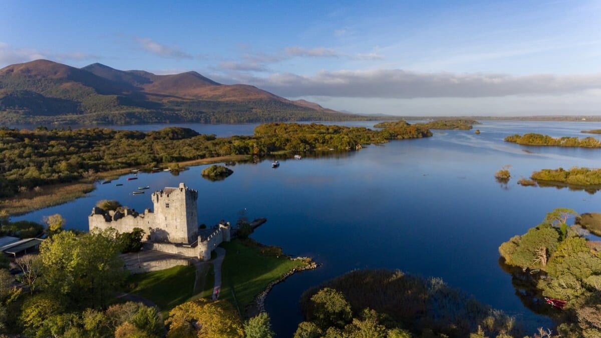 5 Touristenplätze in Killarney für atemberaubende Natur und charmante Städte