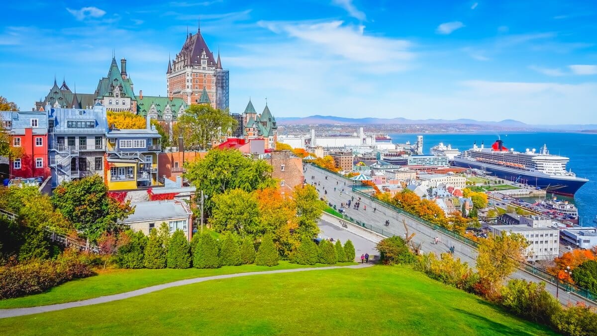 12 Touristenplätze, um Quebec City, das „Paris von Nordamerika“, zu genießen,