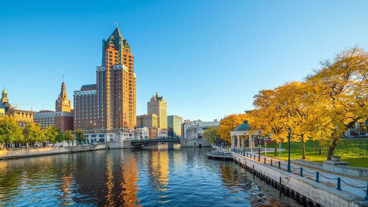 7 Touristenplätze in Milwaukee! Genießen Sie attraktive Sehenswürdigkeiten und Gourmet 