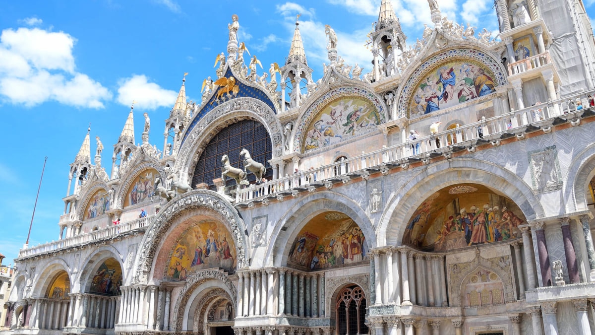Muss Attraktionen und Eintrittsbuchung für St. Mark's Basilica in Venedig