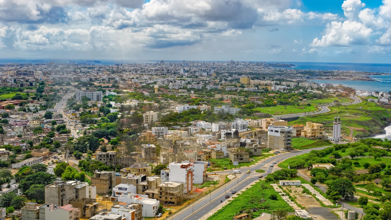 Senegal: Afrikas stabilster Land voller farbenfroher Städte und aktiven Märkte