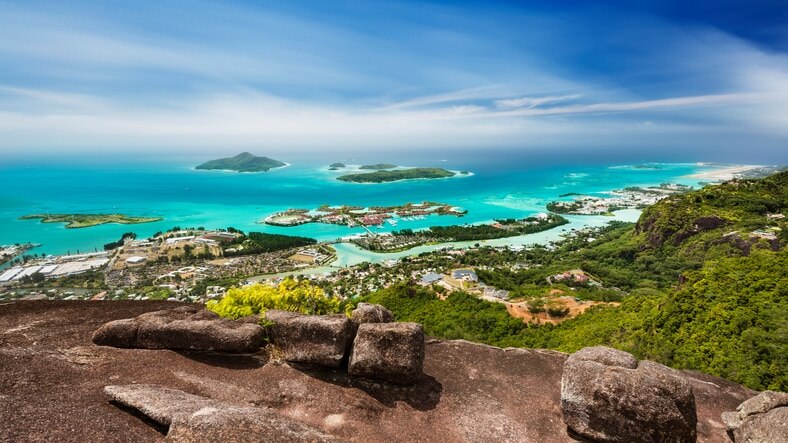 Nicht nur das Meer, sondern die Natur und die Städte sind auch wunderbar! 12 Sehenswürdigkeiten auf den Seychellen