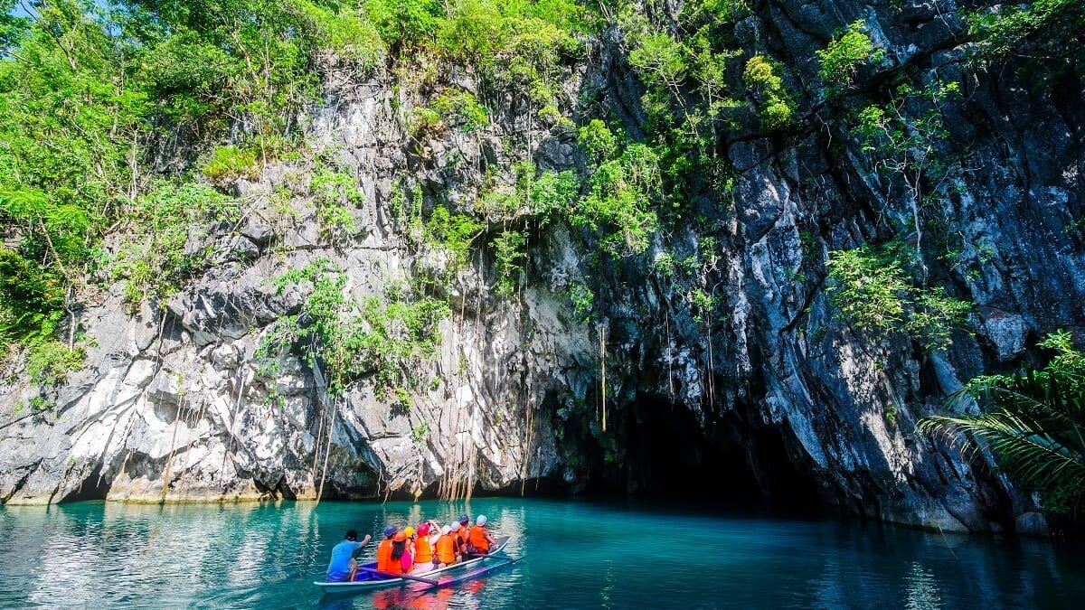 Weltkulturerbe Site „Puerto Princesa Underground River National Park“ Die letzte unerforschte Region auf den Philippinen!