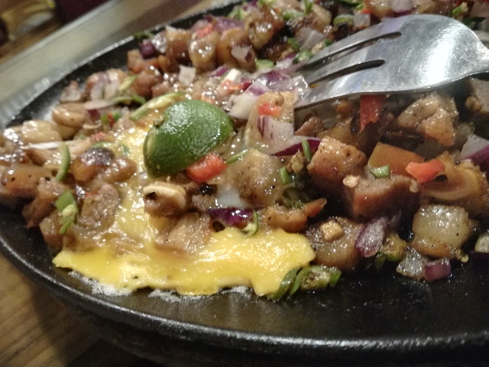 10 köstliche philippinische Gerichte, die Sie beim Besuch der Philippinen ausprobieren können