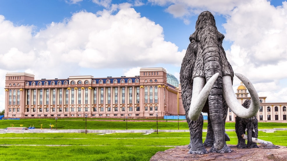 Eine Stadt voller exotischer Charme an der Grenze zu Russland! Touristenattraktionen in Mandschurei, China