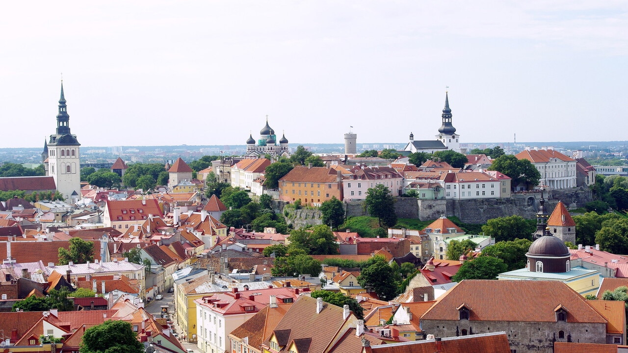 Schöne Altstadt Estlands in den baltischen Staaten! Einführung des UNESCO 