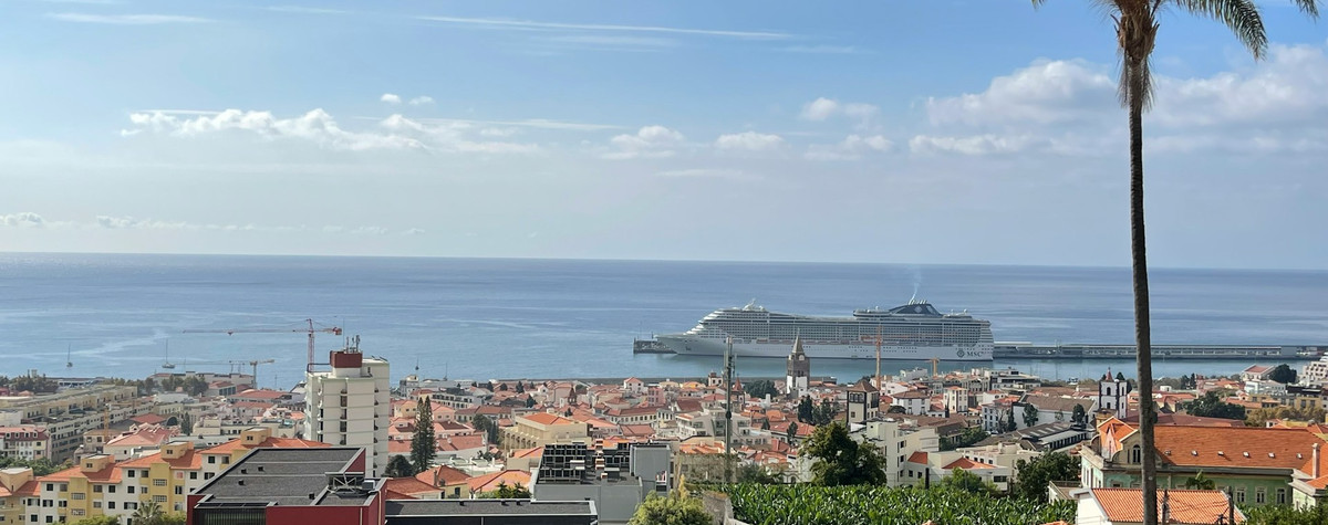 Digital Nomad Guide to Funchal 2022
