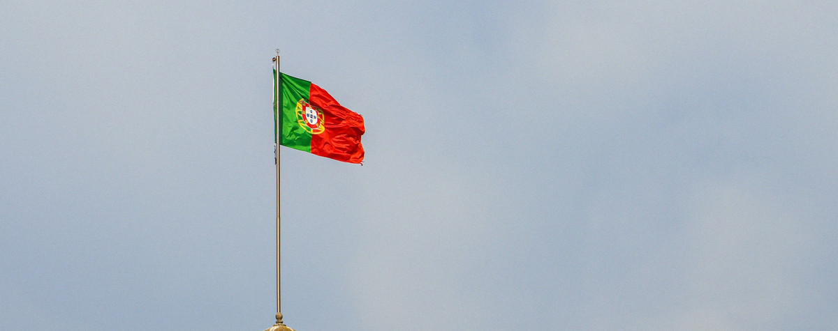 So beantragen Sie die portugiesische Aufenthaltserlaubnis und die Erneuerung des Reisepasses nach SEF (SIGA, AIMA und IRN erläutert)