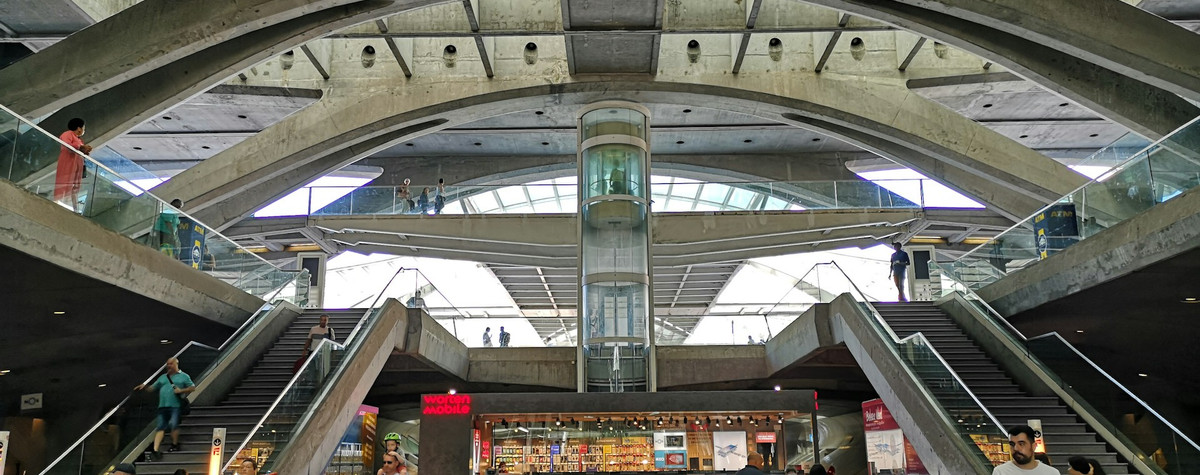 Ein Leitfaden zum Einkaufen in Lissabon Portugal (beste Einkaufszentren, Vintage 