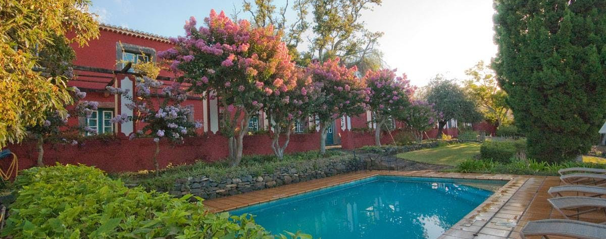 Ein Interview mit dem Vermieter von Flatios Vermieter Miguel Caldeiras, General Manager von Quinta Das Vinhas mit 15 ländlichen Cottages in Calheta